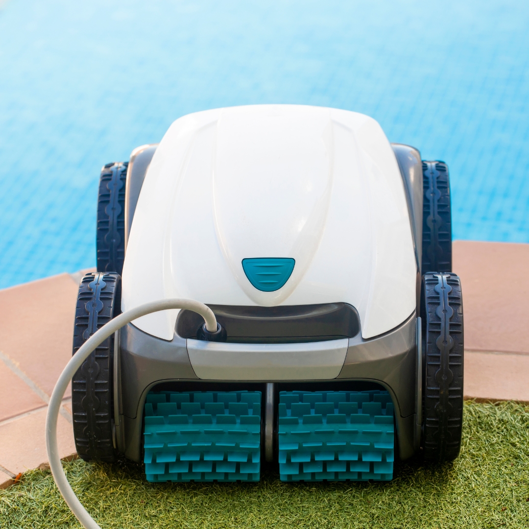 ภาพหุ่นยนต์ทำความสะอาดสระ